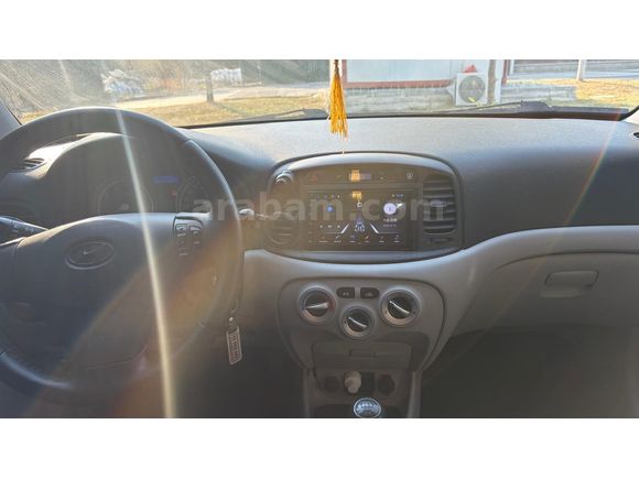 Sahibinden Hyundai Accent Era 1.4 Team 2011 Model
