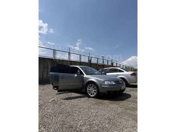 Volkswagen Passat 1.8 T Exclusive 