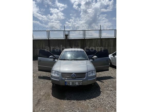 Volkswagen Passat 1.8 T Exclusive 