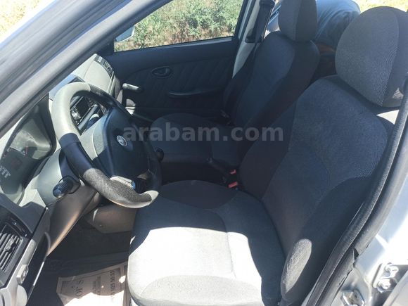 sorunsuz motor ve şanzımali klimalı palio