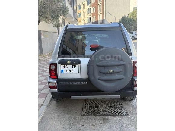 BAKMADAN GEÇME