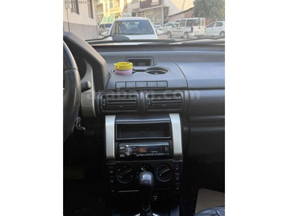 BAKMADAN GEÇME