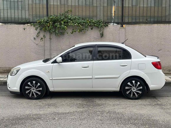 Sahibinden Kia Rio 1.5 CRDi EX Advance 2010 Model 