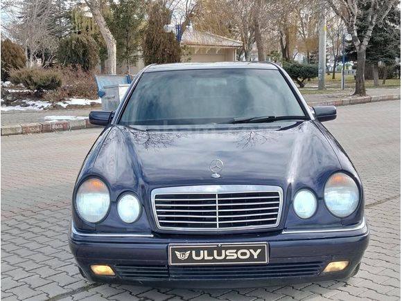 DEĞİŞENSİZ BİBLO E200 AVANGART KENDİNİ ÖZEL HİSSEDENE