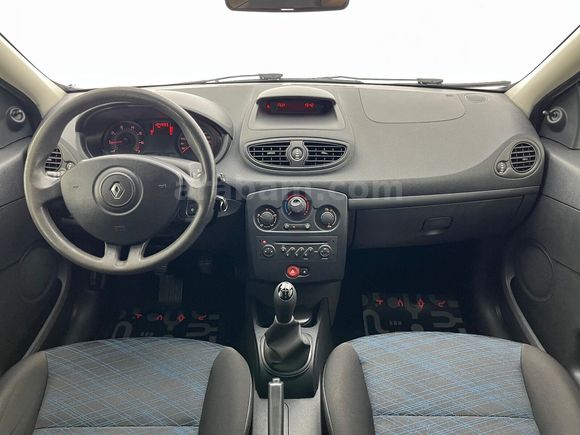 otomobil Renault Clio 1.2 16V Authentique