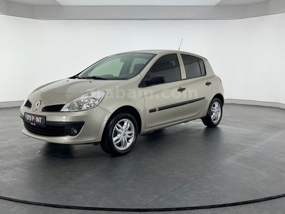 otomobil Renault Clio 1.2 16V Authentique