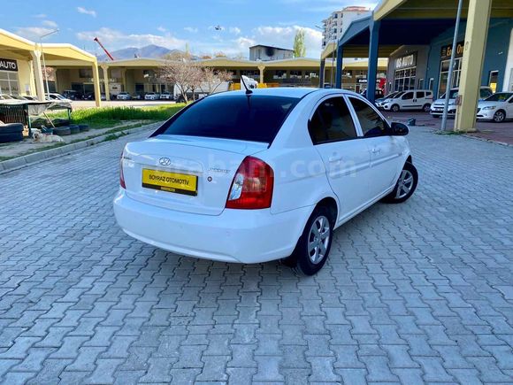 OTOMATİK VİTES ACCENT ERA DİJİTAL KLİMA ÇİFT AİRBAG ABS ESP 