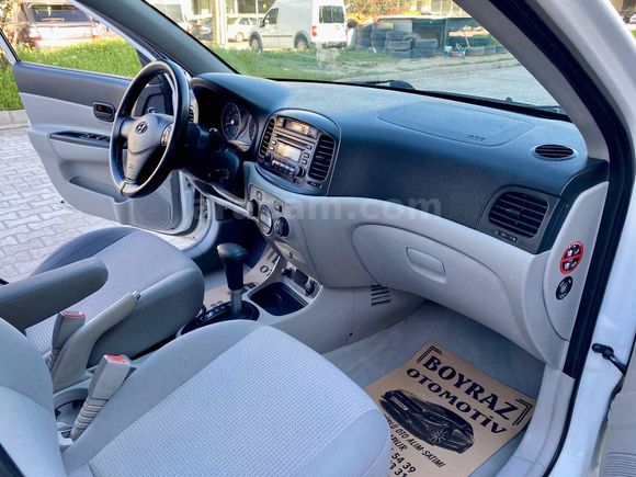 OTOMATİK VİTES ACCENT ERA DİJİTAL KLİMA ÇİFT AİRBAG ABS ESP 