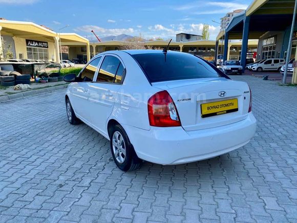 OTOMATİK VİTES ACCENT ERA DİJİTAL KLİMA ÇİFT AİRBAG ABS ESP 