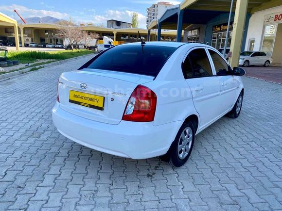 OTOMATİK VİTES ACCENT ERA DİJİTAL KLİMA ÇİFT AİRBAG ABS ESP 