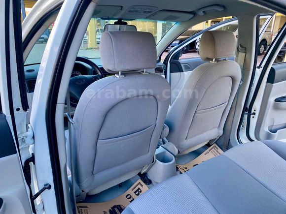 OTOMATİK VİTES ACCENT ERA DİJİTAL KLİMA ÇİFT AİRBAG ABS ESP 