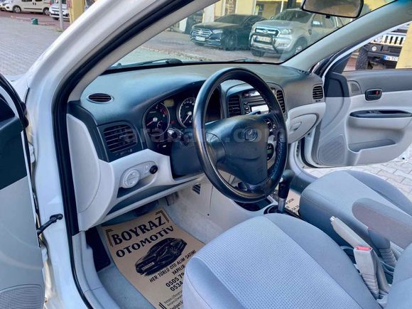 OTOMATİK VİTES ACCENT ERA DİJİTAL KLİMA ÇİFT AİRBAG ABS ESP 