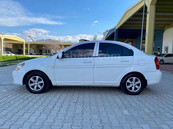 OTOMATİK VİTES ACCENT ERA DİJİTAL KLİMA ÇİFT AİRBAG ABS ESP 