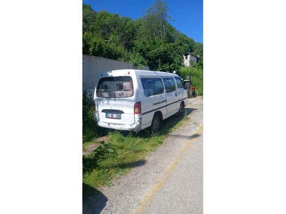 Sahibinden Hyundai H 100 2.5 D STD Camlıvan 2002 Model  340.000 km Beyaz