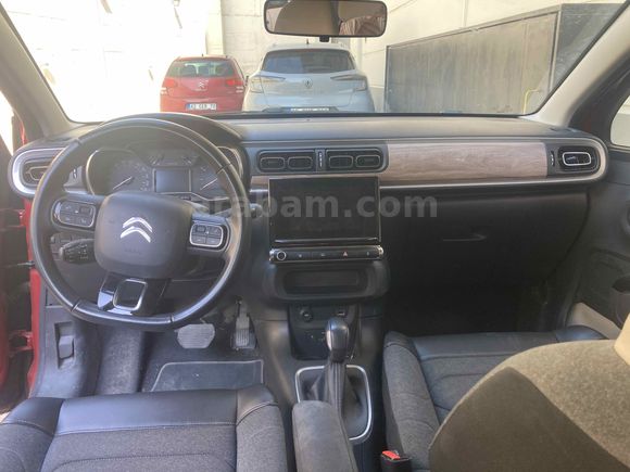 Sahibinden Citroen C3 1.2 PureTech Feel Bold 2021 Model  68.000 Kırmızı