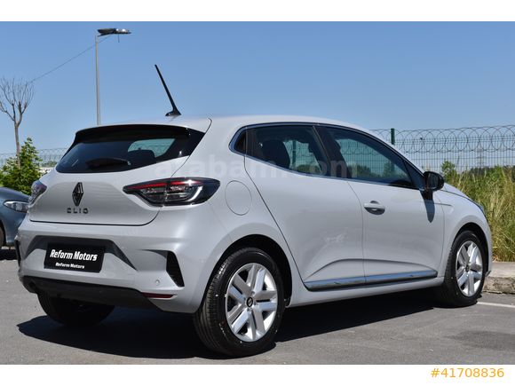 REFORM MOTORS 2026 CLİO 1.0 TCE EVOLUTİON GSR2 "GERİGRŞ+CARPLAY"