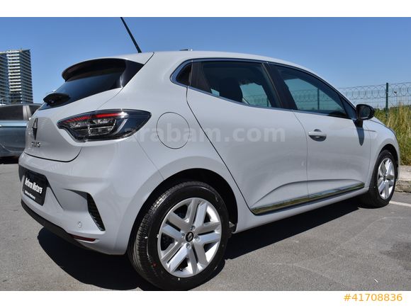 REFORM MOTORS 2026 CLİO 1.0 TCE EVOLUTİON GSR2 "GERİGRŞ+CARPLAY"