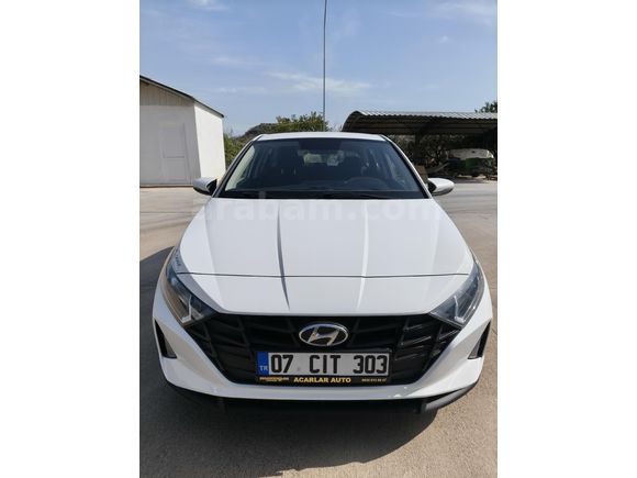 Sahibinden Hyundai i20 1.4 MPI Style 2021 Model