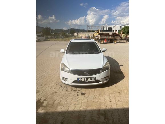 Sahibinden Kia Ceed 1.6 CRDi Concept 2011 Model 