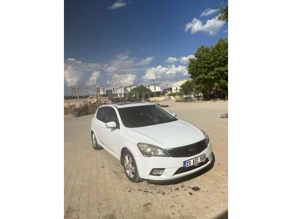 Sahibinden Kia Ceed 1.6 CRDi Concept 2011 Model 