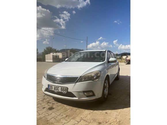 Sahibinden Kia Ceed 1.6 CRDi Concept 2011 Model 