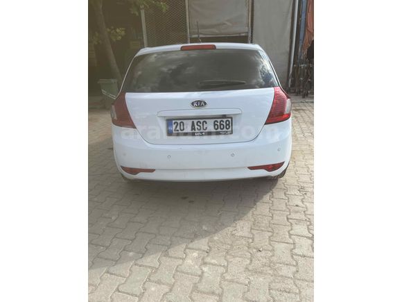 Sahibinden Kia Ceed 1.6 CRDi Concept 2011 Model 