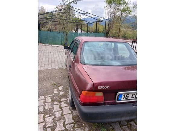 Sahibinden Ford Escort 1.6 CL 1996 Model