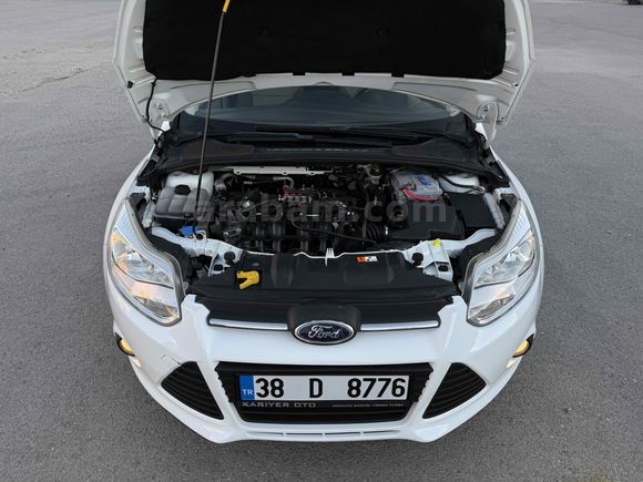 2013 MODEL HATASIZ FORD FOCUS