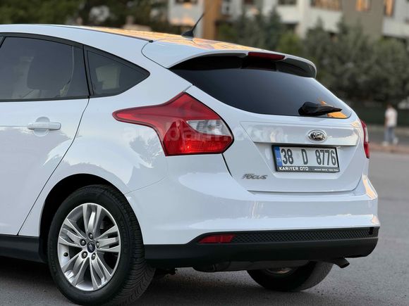 2013 MODEL HATASIZ FORD FOCUS