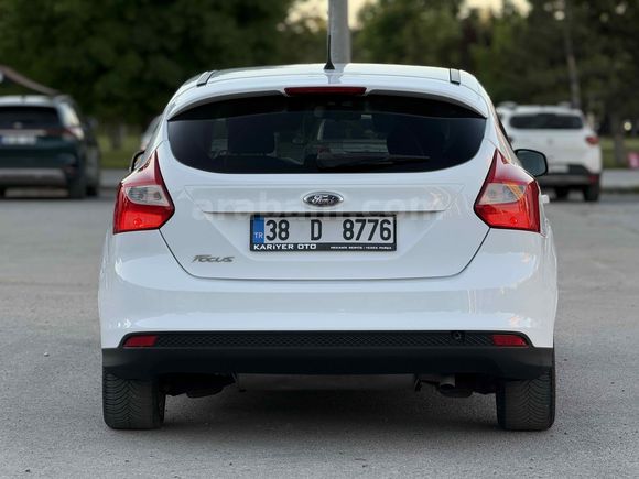 2013 MODEL HATASIZ FORD FOCUS