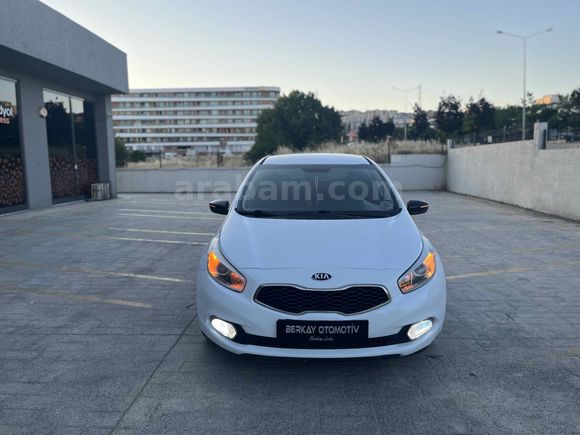 Sahibinden Kia Ceed 1.6 CRDi Concept 2012 Model 