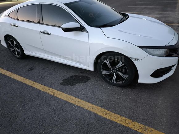 Sahibinden Honda Civic 1.5 i-VTEC RS 2017 Model Diyarbakır 115.000 km Beyaz