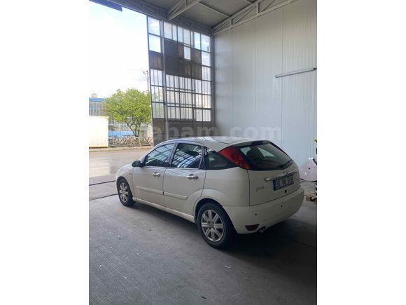 Sahibinden Ford Focus 1.6 Trend 2000 Model 