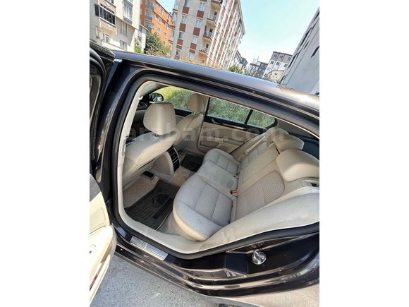 3.Sahibinden Skoda SuperB 1.4 TSI Elegance 2010 Model 