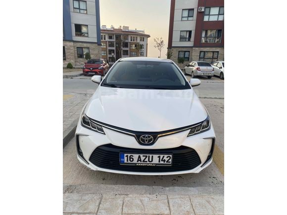 Sahibinden Toyota Corolla 1.5 Dream 2022 Model 