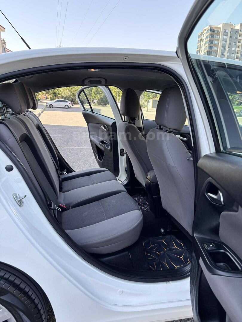 Galeriden Fiat Egea 1.6 Multijet Urban 2016 Model Gaziantep 209.000 km Beyaz 5