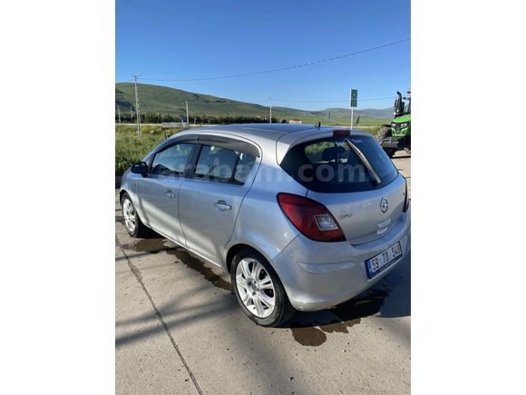 Sahibinden Opel Corsa 1.3 CDTI Enjoy 2011 Model 