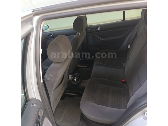 Sahibinden Volkswagen Golf 1.6 Comfortline 2000 Model