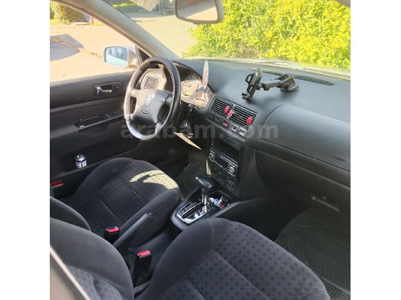 Sahibinden Volkswagen Golf 1.6 Comfortline 2000 Model