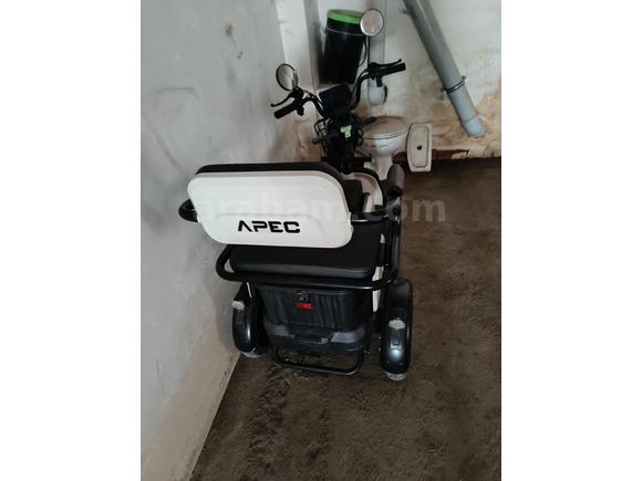 Sıfırindan tek farkı km'si (105 km)Sahibinden Apec APM2