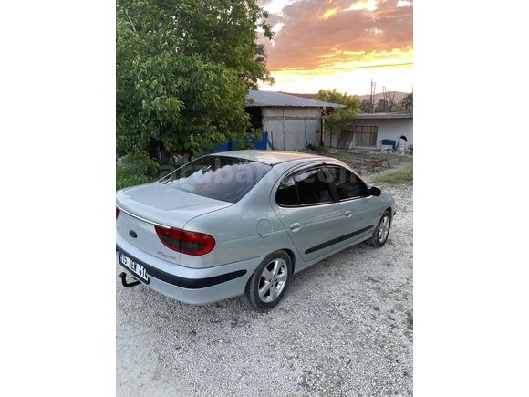 Sahibinden Renault Megane 1.9 DTi Expression 2003 Model 