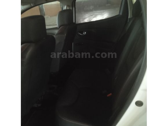 Sahibinden Renault Clio 1.2 Joy 2015 Model Temiz