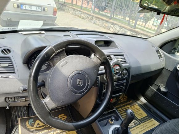 Sahibinden Renault Megane 1.4 Authentique 2005 Model  340.000 km Gri