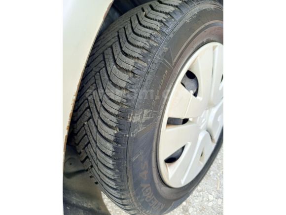 Sahibinden Renault Megane 1.4 Authentique 2005 Model  340.000 km Gri