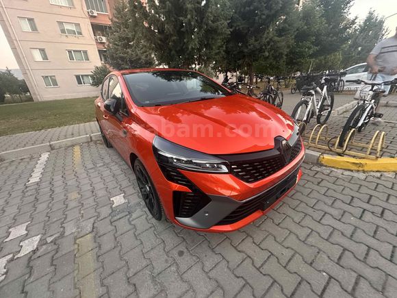 Sahibinden Renault Clio 1.0 TCe Techno Esprit Alpine 2025 Model 