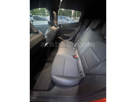 Sahibinden Renault Clio 1.0 TCe Techno Esprit Alpine 2025 Model 