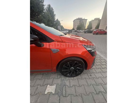 Sahibinden Renault Clio 1.0 TCe Techno Esprit Alpine 2025 Model 