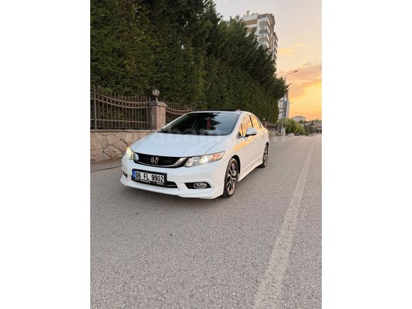 Sahibinden Honda Civic 1.6i VTEC Eco Elegance 2015 Model 