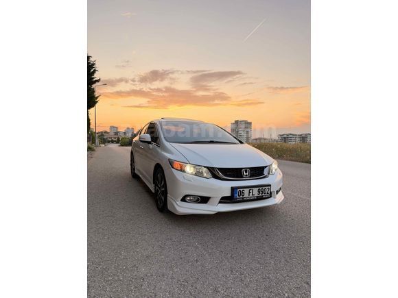 Sahibinden Honda Civic 1.6i VTEC Eco Elegance 2015 Model 