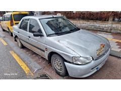 Sahibinden Ford Escort 1.6 CLX 1997 Model
